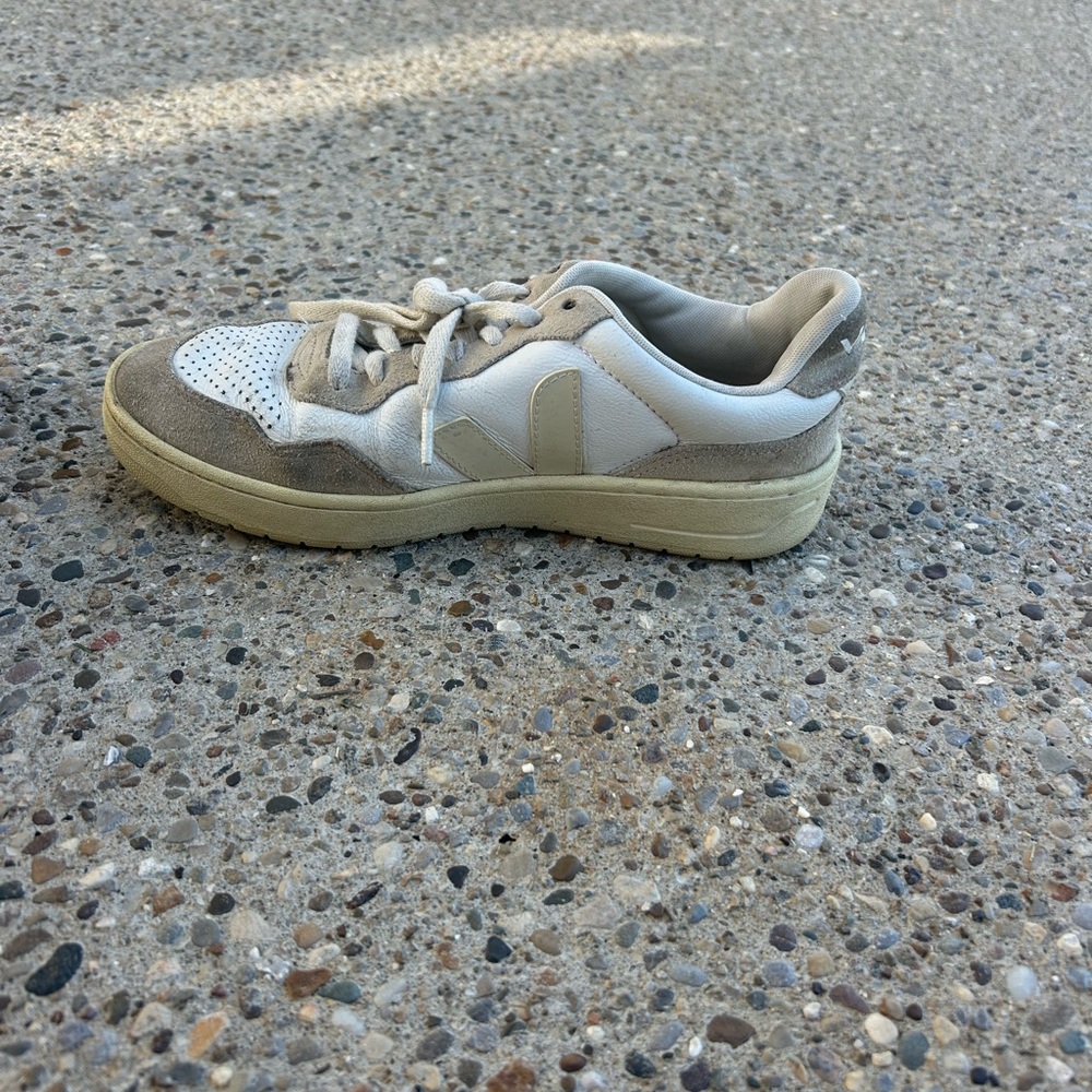 Veja Beige and White Women's Sneakers